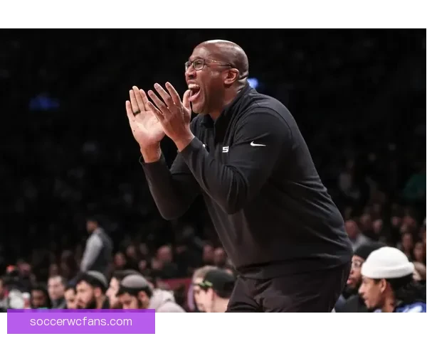 迈克布朗执掌雷霆战术小动作与罚球争议分析